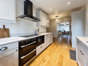 Kitchen- click for photo gallery